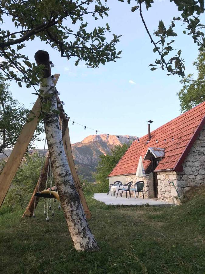 Grandma'S Hut Villa Nikšić Kültér fotó